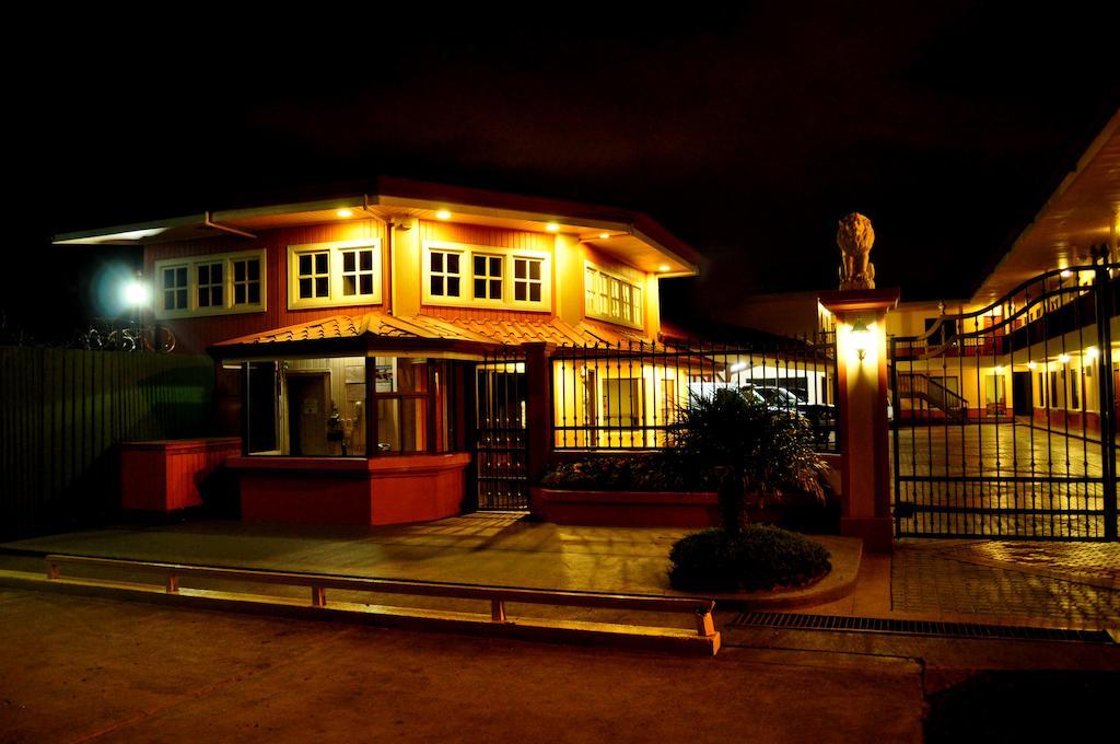 Prado Inn & Suites San Jose  Eksteriør bilde